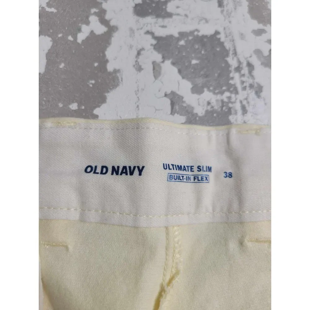 3390 NWT‎ Old Navy Ultimate Slim Built In Flex Men's Shorts 38 New Pale Yellow